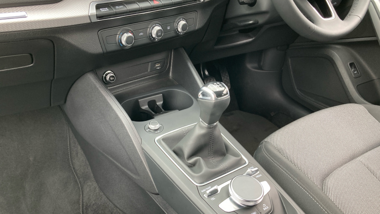 Audi Q2 30 TFSI Sport 5dr Petrol Estate